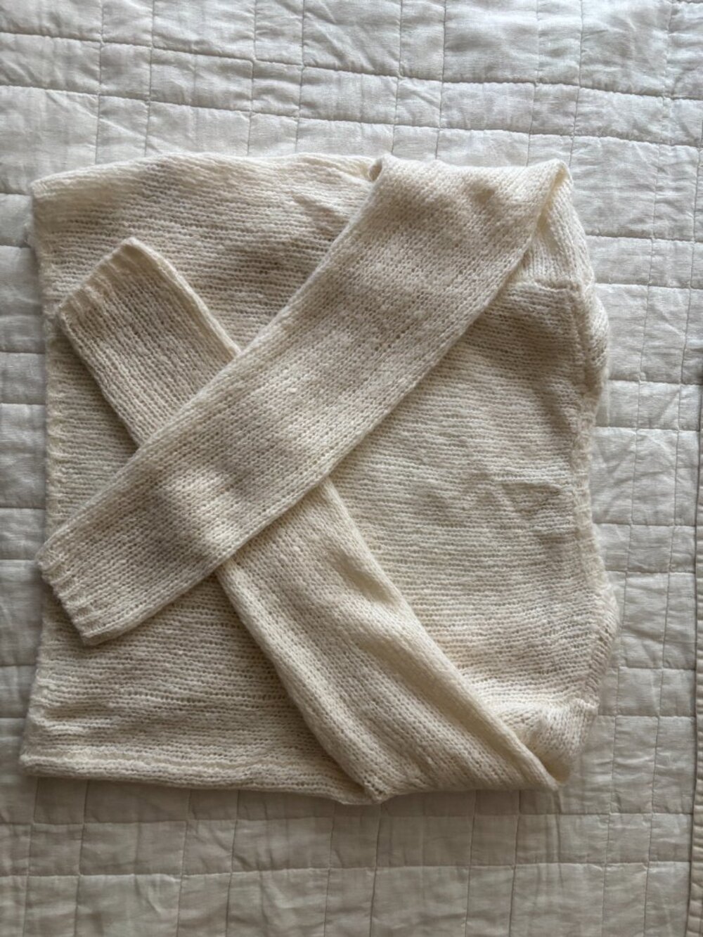 Reformation Clara Cardigan in White - Picture 4 of 4